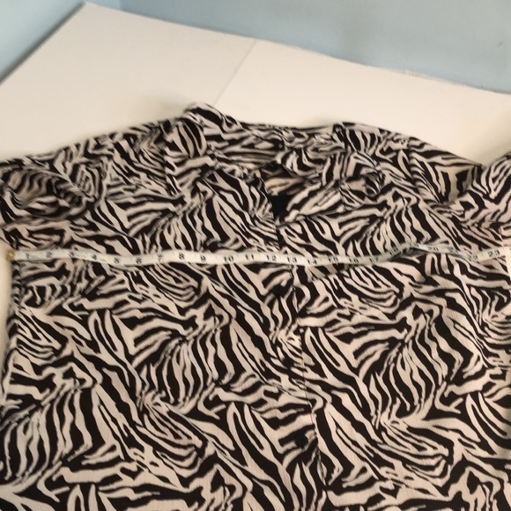 Notations Size 1x Top With Built In Cardigan Zebr… - image 3